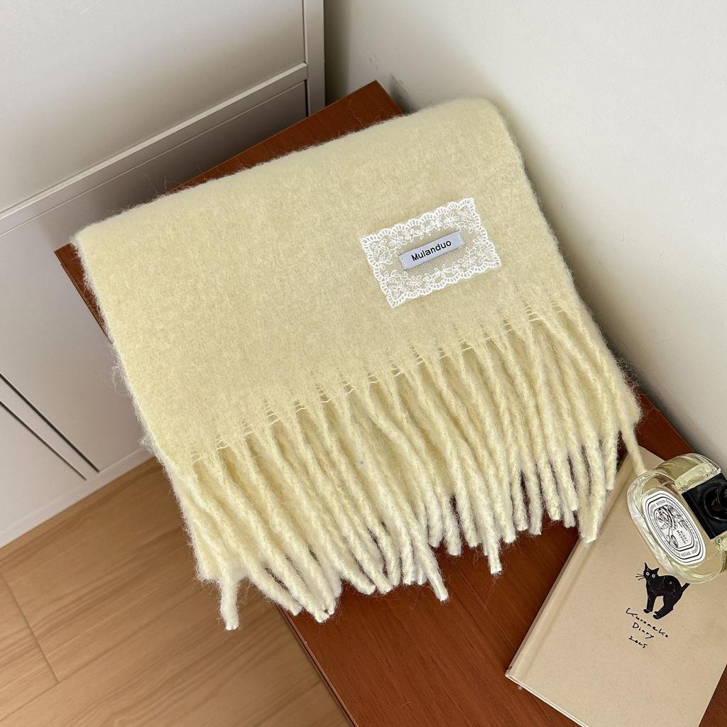 Keep your own money! Small fresh wool scarf for women's autumn and winter new Dongdaemun solid color warm scarf for couples