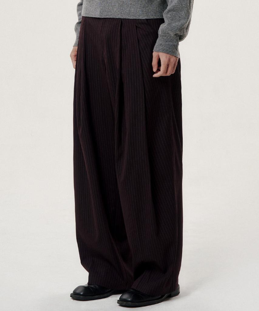 NOISE Stripe Double Pintuck Wide Slacks - Burgundy
