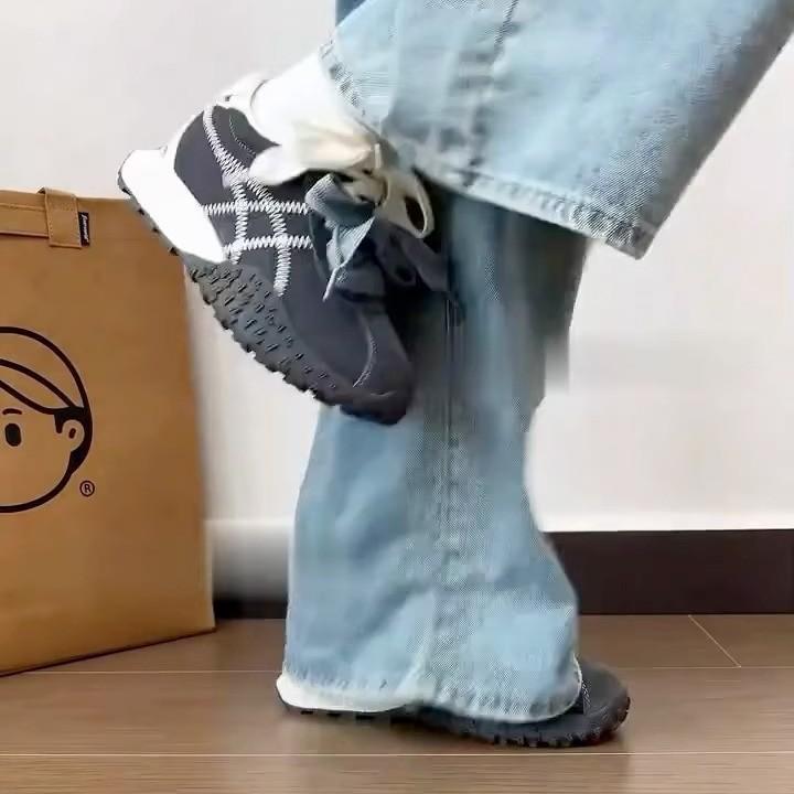 Small thick-soled inner height increase of 7cm German training shoes women's spring 2025 new leather color matching casual Forrest Gump shoes