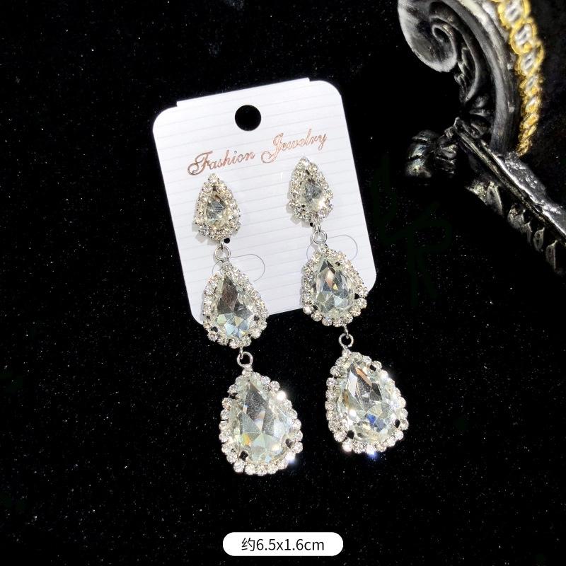 Korean Version of Celebrity Luxury Crystal Flash Diamond Stud Earrings Women's Banquet Exaggerated Temperament Fringed Earrings Retro Zircon Earrings