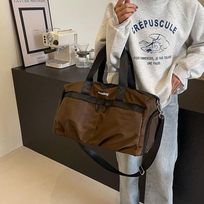 Crossbody Yoga Fitness Bag Women's Outgoing Portable Luggage Bag Separation Shoes Bags Large Capacity Travel Bag