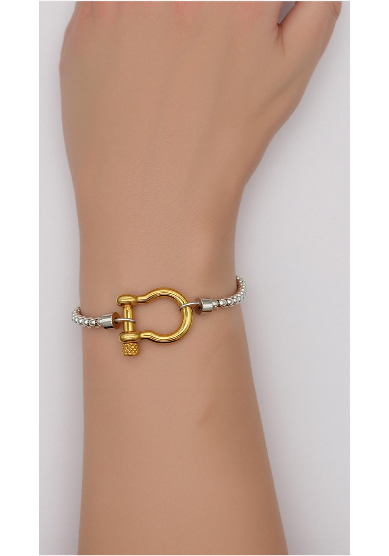 18K Gold Plated European Carabiner Necklace with Box Chain, Light Luxury Style, Low Allergy, Unisex