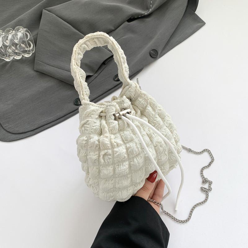New Folded Bucket Bag Street Fashion Canvas Shoulder Bag Soft Texture Large Capacity Commuter Casual Puff Cloud Bag