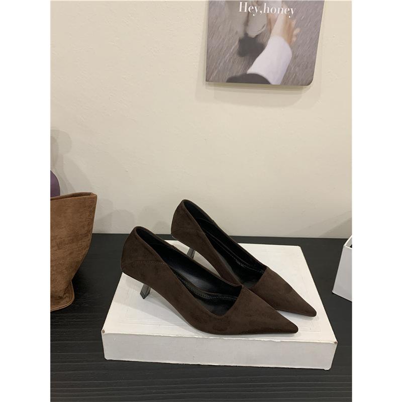 High heels female autumn 2025 new fairy style thin heel pointed head shallow mouth middle heel single shoes commuter work shoes female