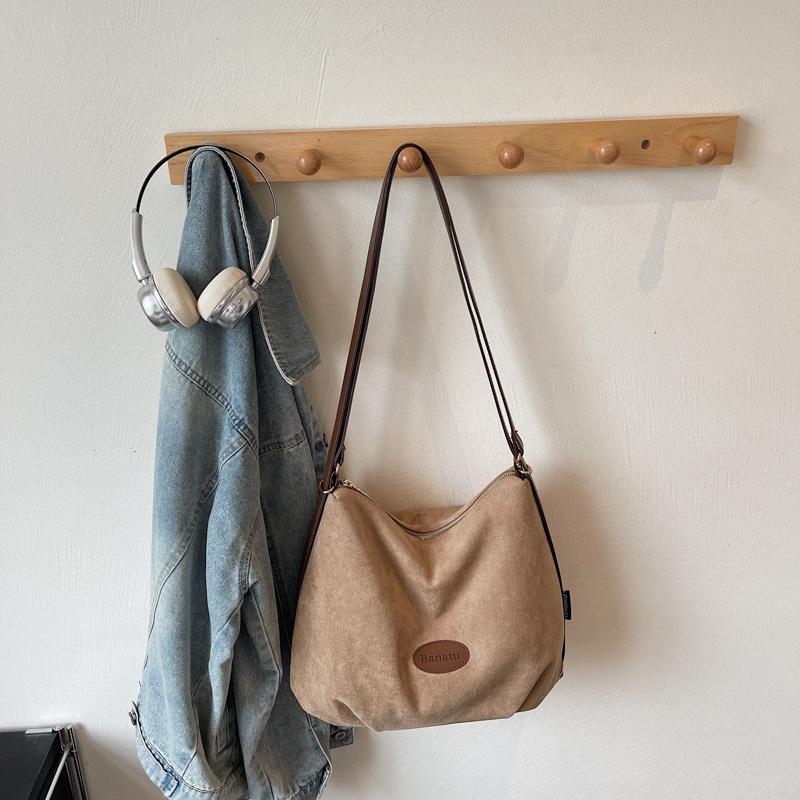 Multifunctional Messenger Bag Women's 2025 New Backpack, Premium Commuter Shoulder Bag, Large Capacity Tote Bag