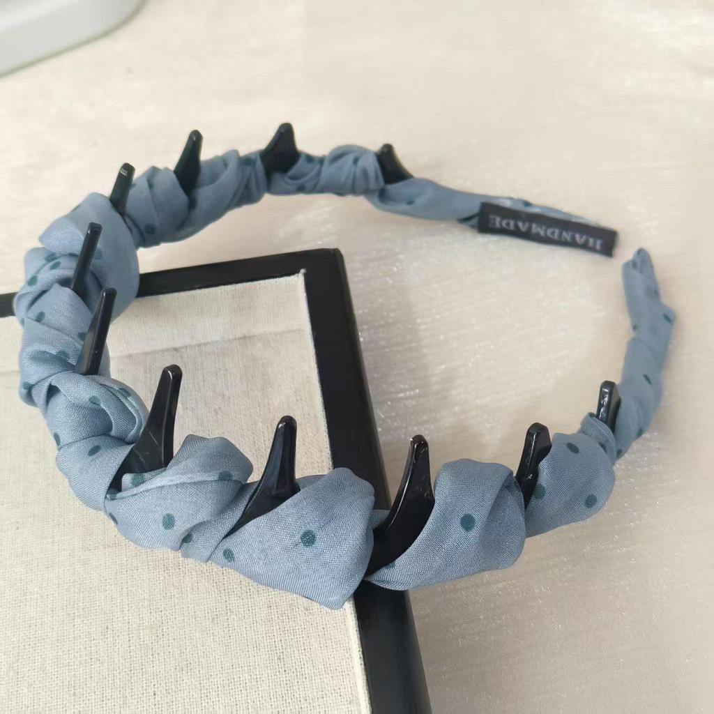 Luxury Rhinestone Star & Butterfly Non-Slip Headband for Women 2025 - Perfect for Outings and Hair Control