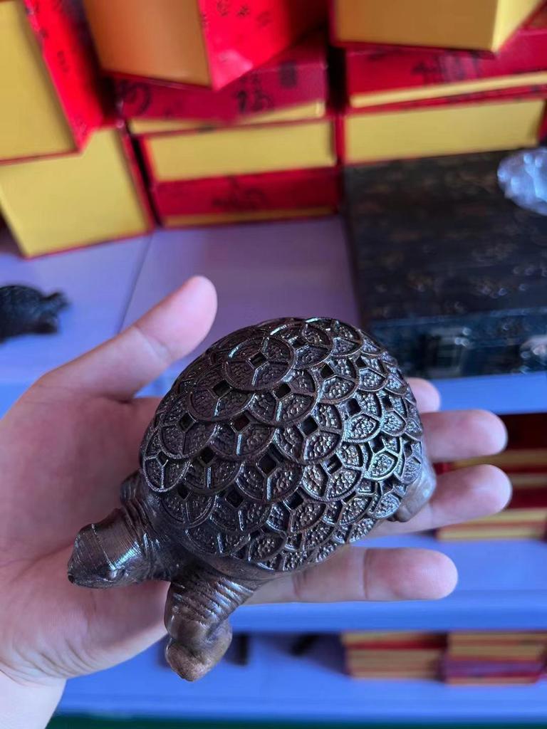 Ebony Money Turtle Wooden Figurine - Handcrafted Home & Office Decor Ornament