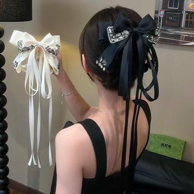 Elegante mehrschichtige Schleife Diamantband Haarspange