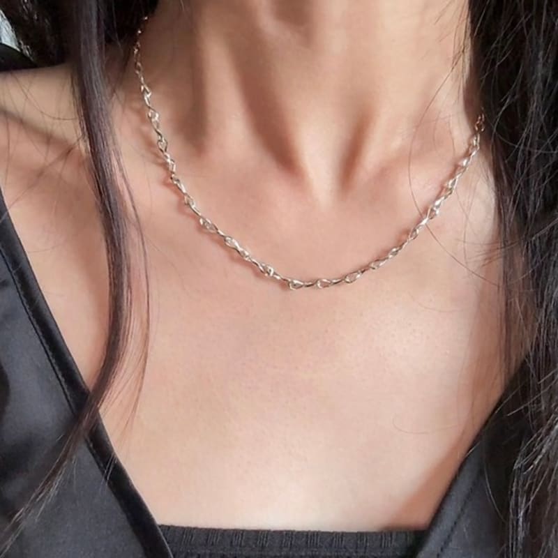 

evenesel Classy flat necklace 42cm