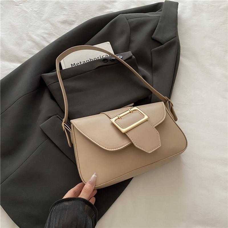 

Пересекая Европу, Америку, мода под мышкой женские сумки 2025 новая корейская версия простая и универсальная маленькая квадратная сумка текстурная сумка через плечо хаки