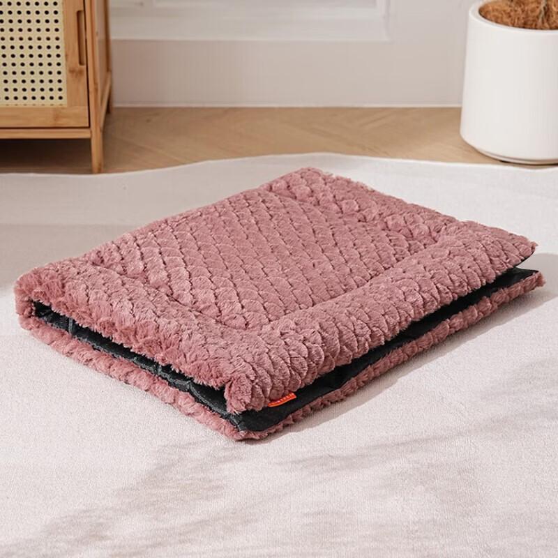 

Warm Fish Scale Pet Mat & Bed