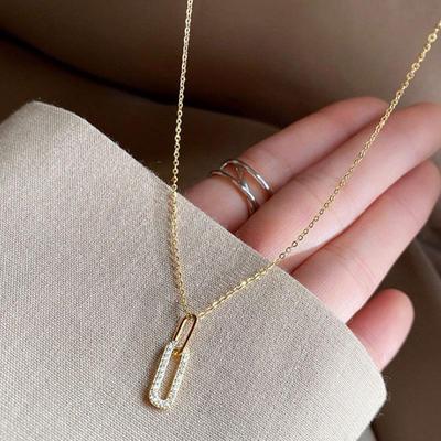 2024 Trendy Geometric Diamond Clavicle Necklace for Women: Simple, Cool, Light Luxury Design