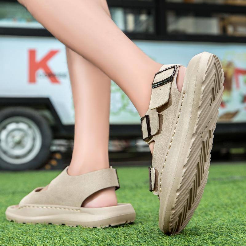 Fashion Fashionable men's new sandals Summer Comfortable and Breathable Lightweight Outdoor leisure walking men's shoes on the beach