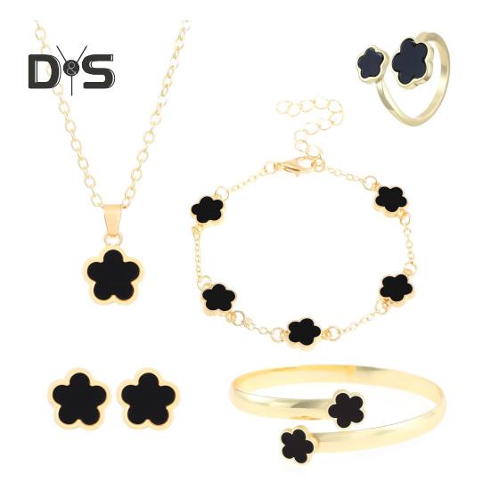 5 ks/sada Dámská sada šperků Dekorace šťastná květina Třpytivé kamínky Náhrdelník Náramek Náramek Náušnice Prsten Sada Módní šperky