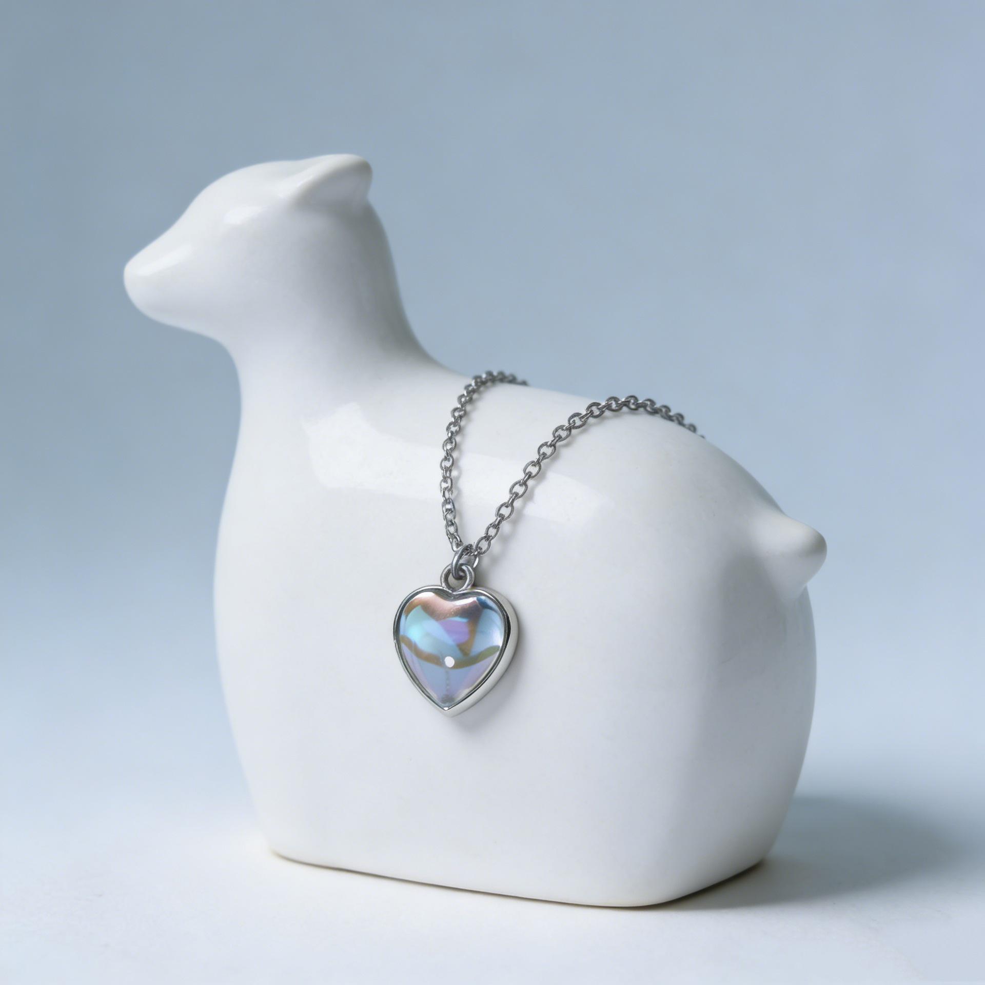 Colorful Crystal Moonstone Heart Necklace for Women - Niche Design Versatile Clavicle Chain Electroplated
