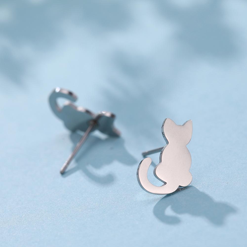 Cazador Cute Cat and Fish Bone Stud Earring Women Small Piercing Earrings Stainless Steel Jewelry Mother Gift 2026 Trend