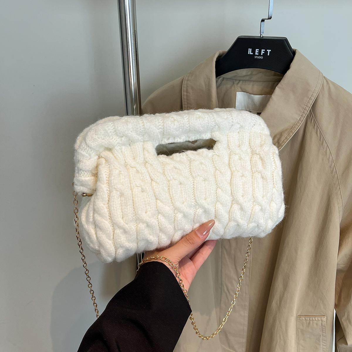 

Women Small Knitting Wool Shoulder Bag 2025 Winter Chain Crossbody Bag Luxury Designer Trend Female Brand Handbags 25cmx16cmx10cm белый