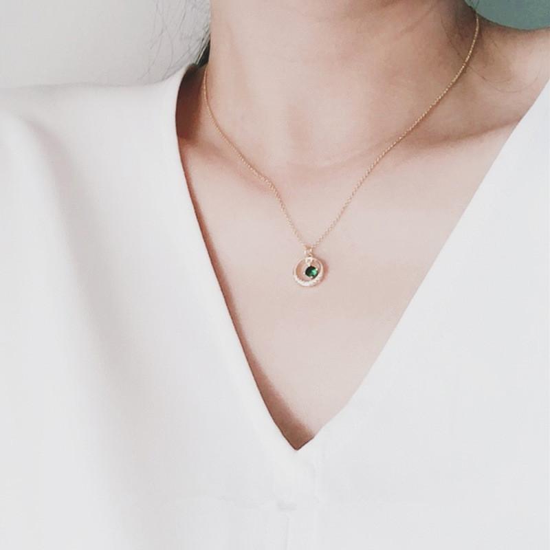 925 Sterling Silver Emerald Crystal Geometric Circle Pendant Clavicle Chain Necklace Women 14k Gold Plating Simple Party Jewelry