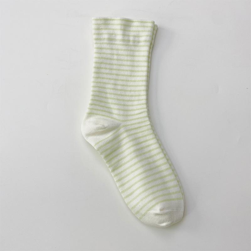 Ladies Spring and Autumn Striped Loose Mouth Boneless Moon Son In The Tube Pile Pile Cotton Socks