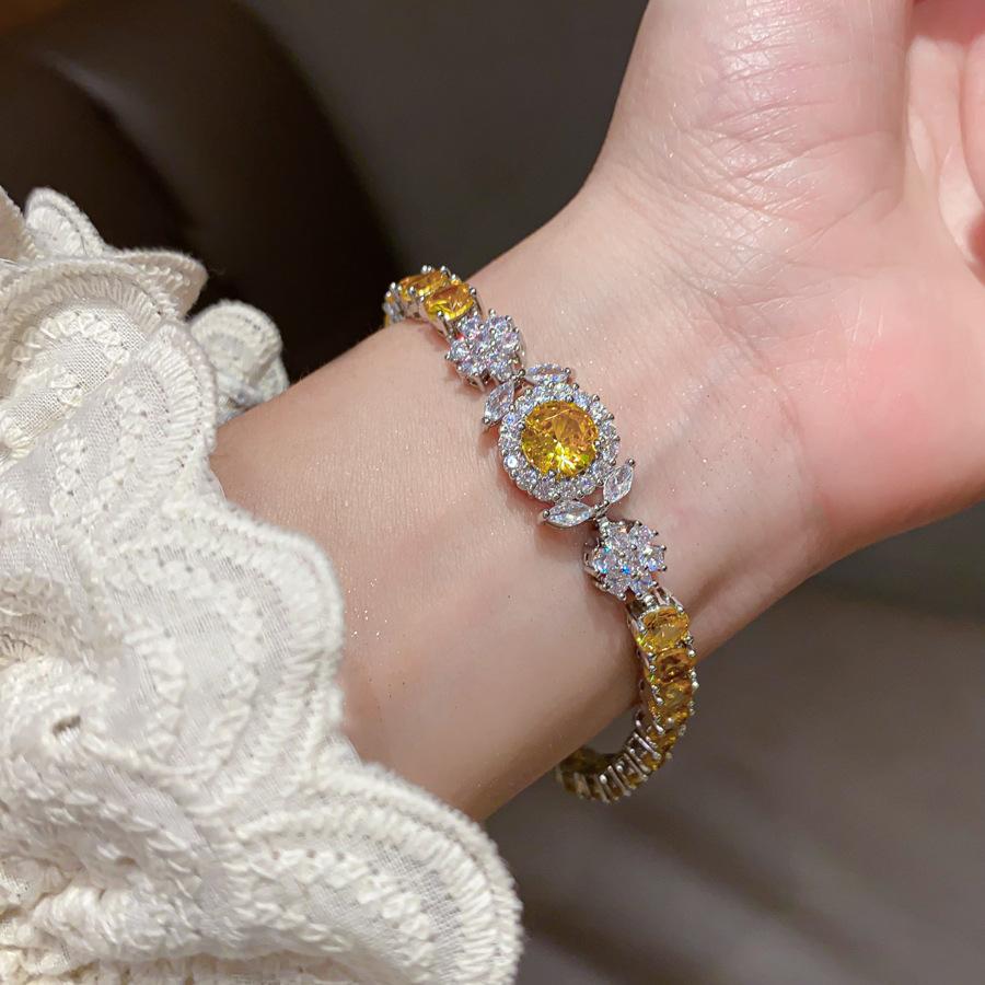 Super Sparkling Zircon Round Flower Bracelet, Light Luxury High End Bracelet, Colorful Dopamine, Exquisite Fashion, Handmade Decoration