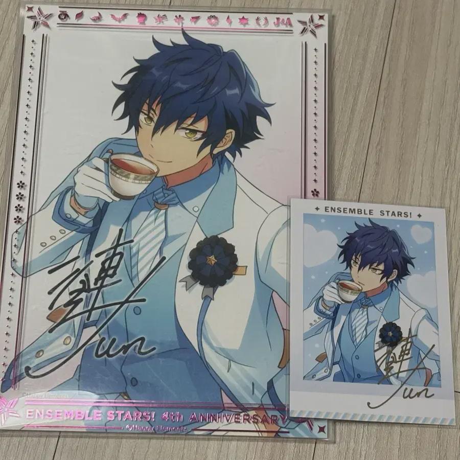 

Анста Сазанами Джун Портрет в купальнике с открытой спиной, Паша