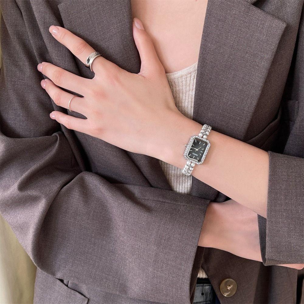 Chain Strap Pearl Studded Watch Luxury Women's Wristwatches New Quartz Watch  Gifts