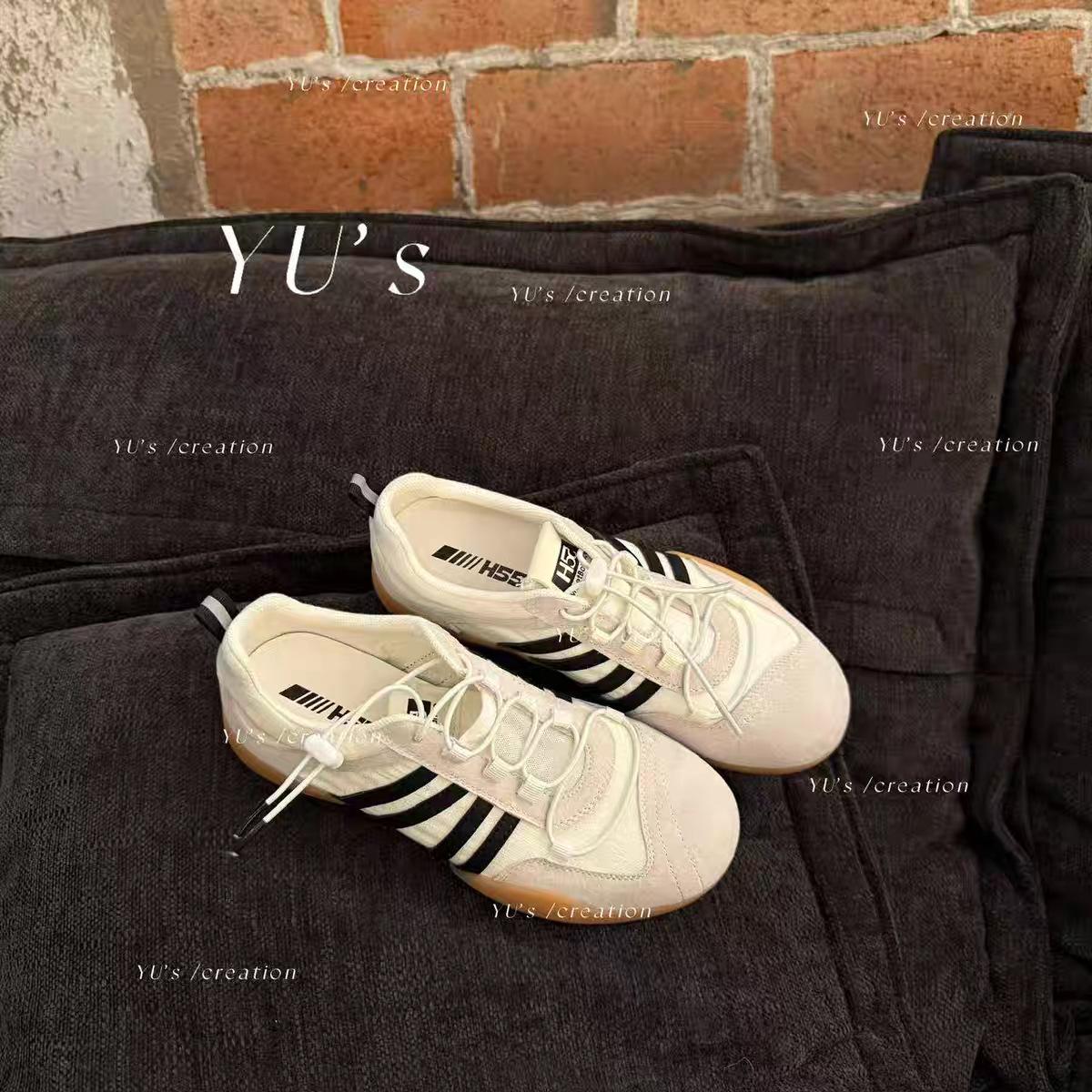 

Модные и легкие кроссовки на плоской подошве для немецких тренировок для женщин, весна 2025, новая универсальная и удобная спортивная и повседневная обувь с низким верхом в полоску 40 белый