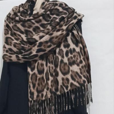 2024 Autumn/Winter Women's Leopard Print Scarf: Warm, Fashionable, Versatile, Imitation Cashmere Shawl