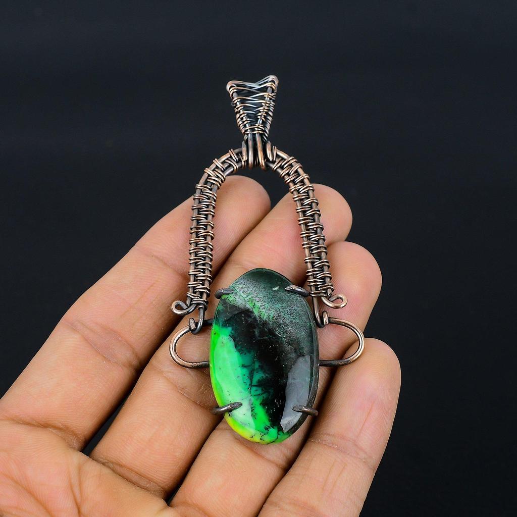 Anhänger aus grünem Dendritenopal, umwickelt mit 999er Kupferdraht, handgefertigter Edelsteinanhänger, Geschenk für die Ehefrau, Neuware