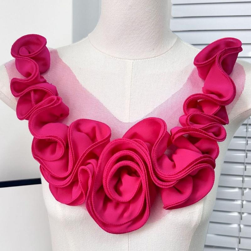 Polyester-Faltenblumen-Aufnäher Einfach aufzunähen Für Kleidungsreparaturen Und Kreative Projekte Auf Verschiedenen Stoffen