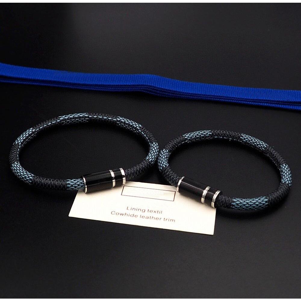 Titanium Steel Jewelry V-shaped Couple Leather Rope Drip Oil Magnetic Buckle Bracelet Men's and Women's Gray Checkered Antique Leather Bracelet