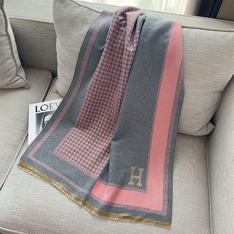 Autumn and Winter Letter H Warm Scarf, Thousand-bird Pattern Color-blocked Faux Cashmere Air-conditioned Shawl, Ladies' Scarf