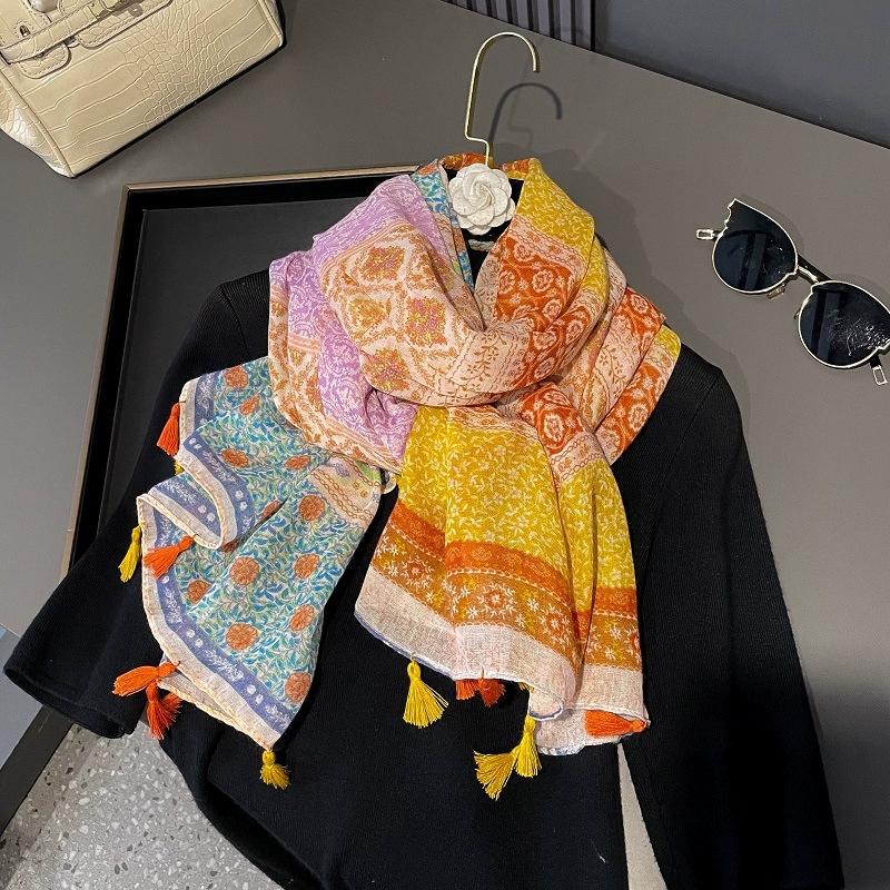 31 Designs Autumn Vintage Floral Tassel Viscose Shawl Scarf Lady High Quality Wrap Pashmina Stole Bufandas Muslim Hijab 180*90Cm