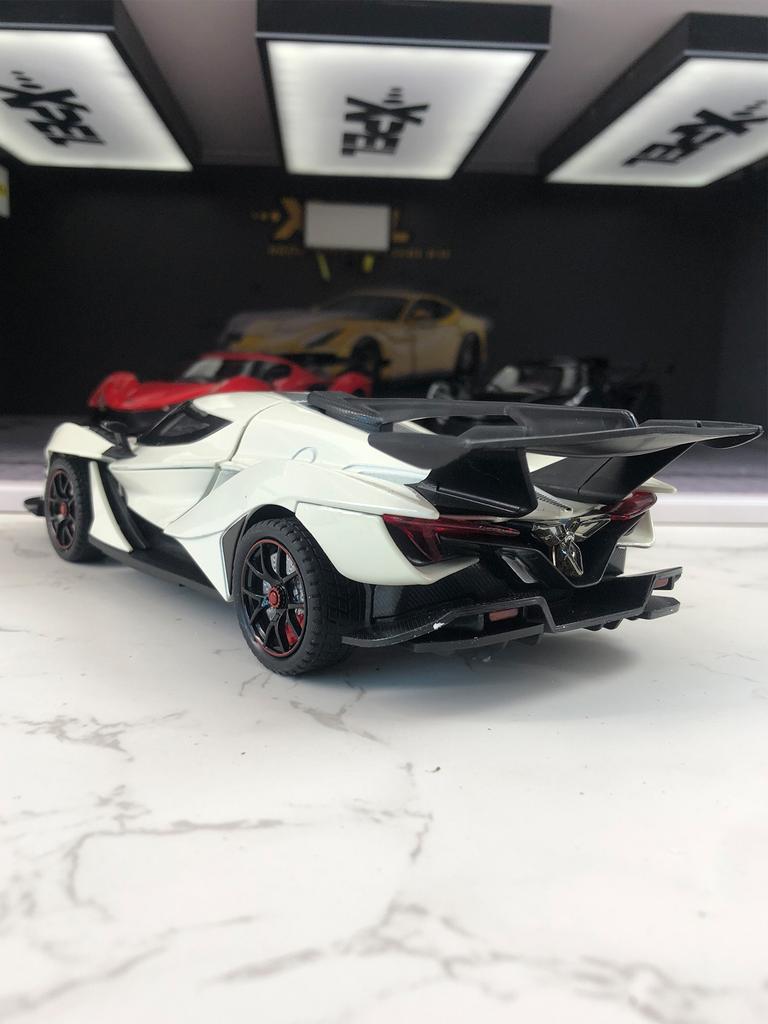 1: 24 simulation zinc alloy IE supercar model car, static ornament, metal collectible gift car