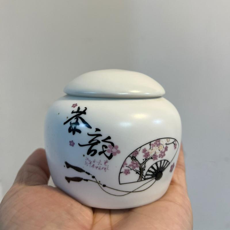 Ceramic Tea Caddy Small Mini Portable Oolong Tea Storage Tank Travel Tea Boxes Powder Sealed Jar Tea Containers Spice Candy Jar