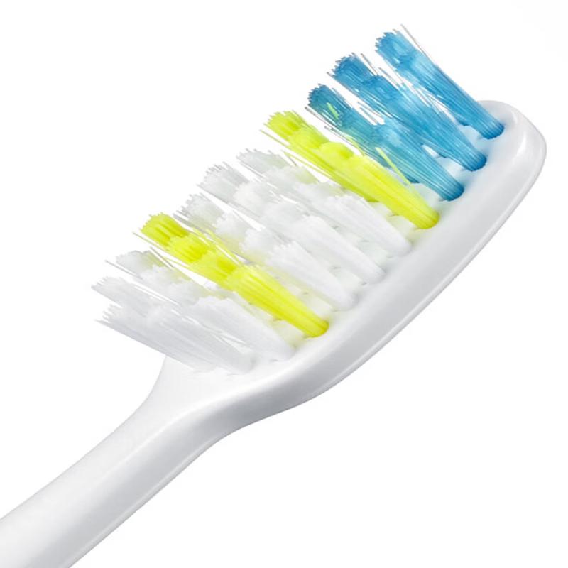Colgate Deep Clean Adult Toothbrushes (18-Pack)