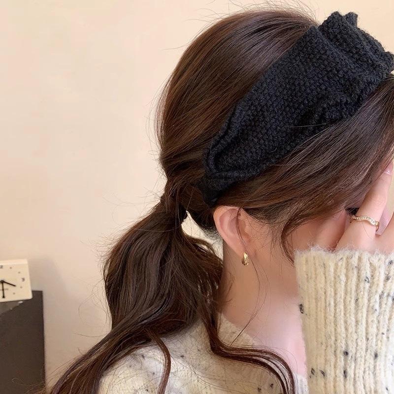 2024 Red Knitted Pleated High Crown Woolen Headband for Women – Holiday Collection