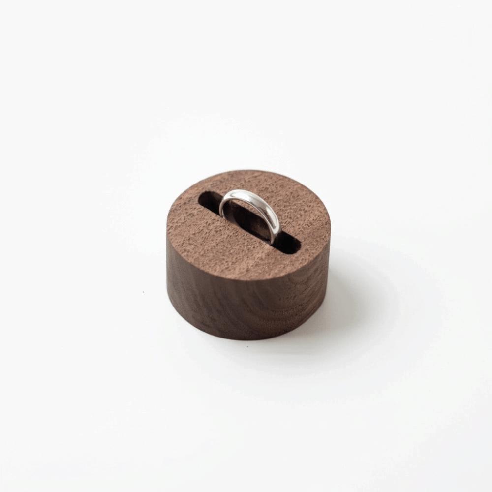 Vintage Solid Wood Walnut Jewelry Stand Jewelry Show Props Home Decoration Ring Display Stand Rings Organizer Ring