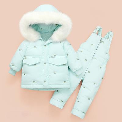 Verdicktes Daunenjacken-Set für Kinder mit zweiteiligen Hosenträgern und Pelzkragen zum Warmhalten
