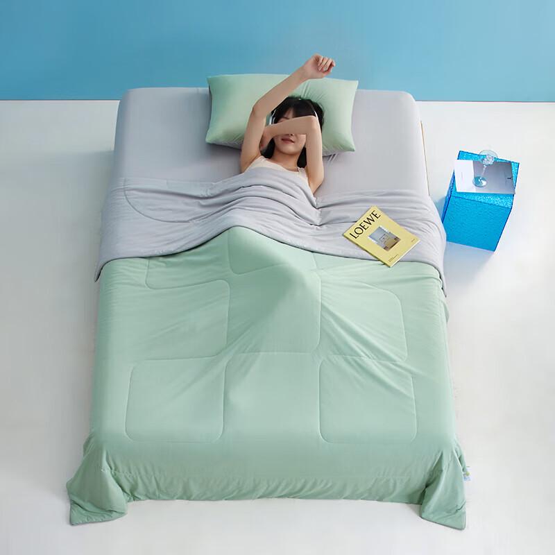 Belle Anna Super Cool 3.0 Summer Quilt