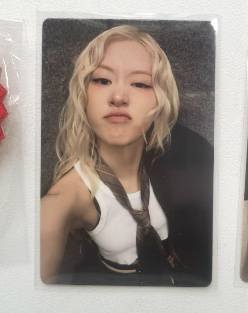 

[USED] BLACKPINK Rosé Rosie Nanjing Pop-Up Limited Trading Card A
