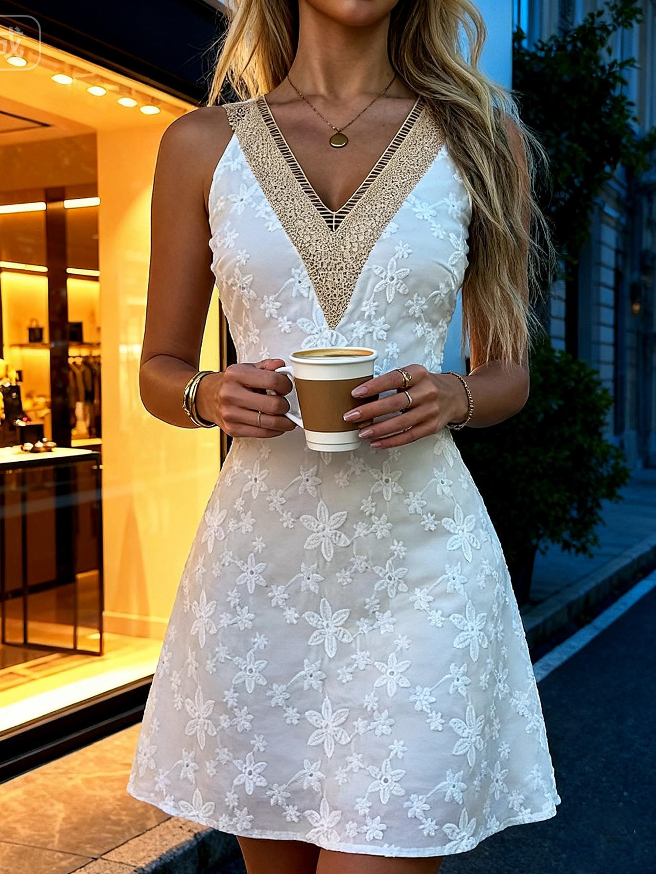 

European and American new seaside vacation dresses, lace lace sleeveless hollow short skirts, vest skirts XL білий