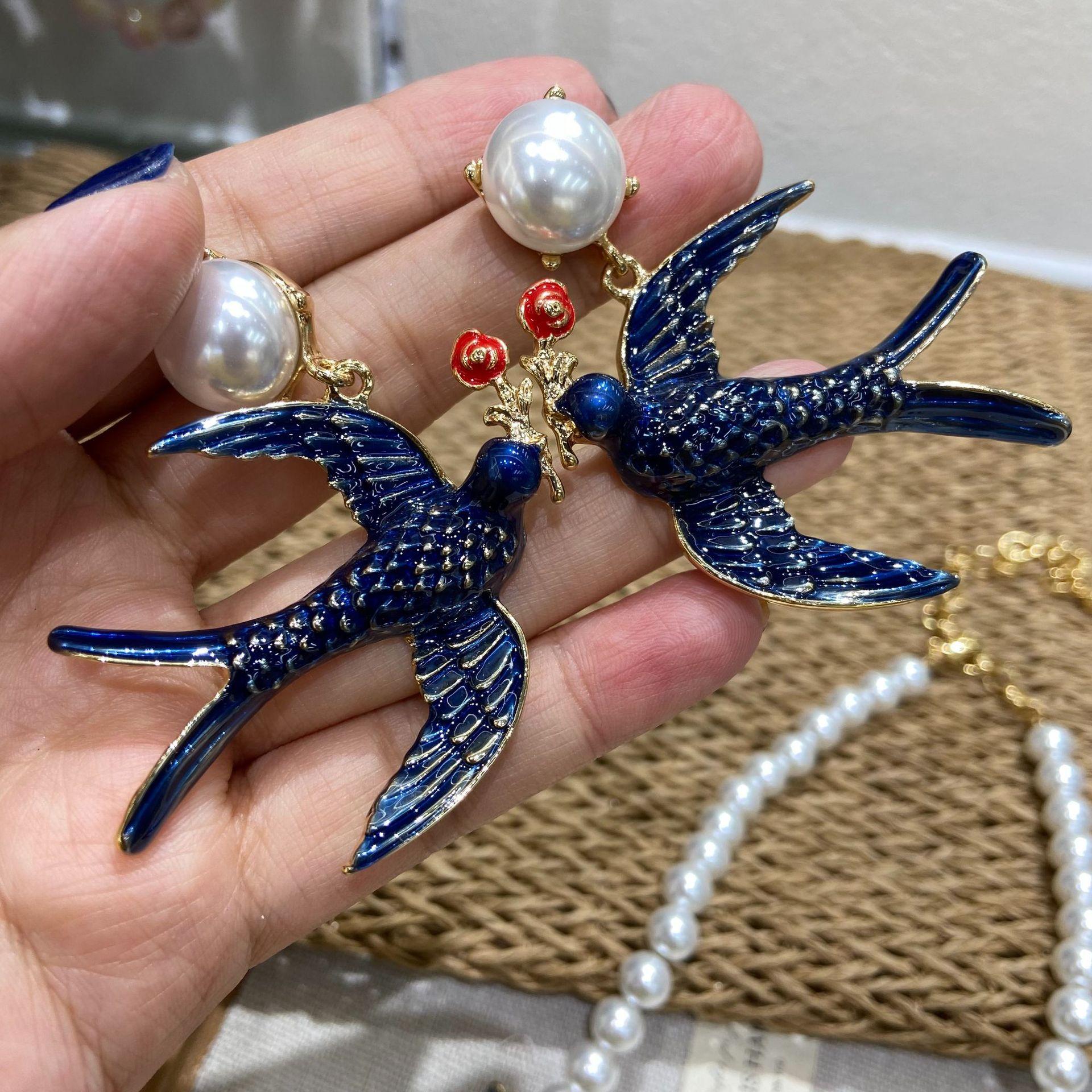 Imitation Beaded Swallow Water Drop Sweater Chain Resort Style Retro Personality Niche High Sense Fashion Necklace