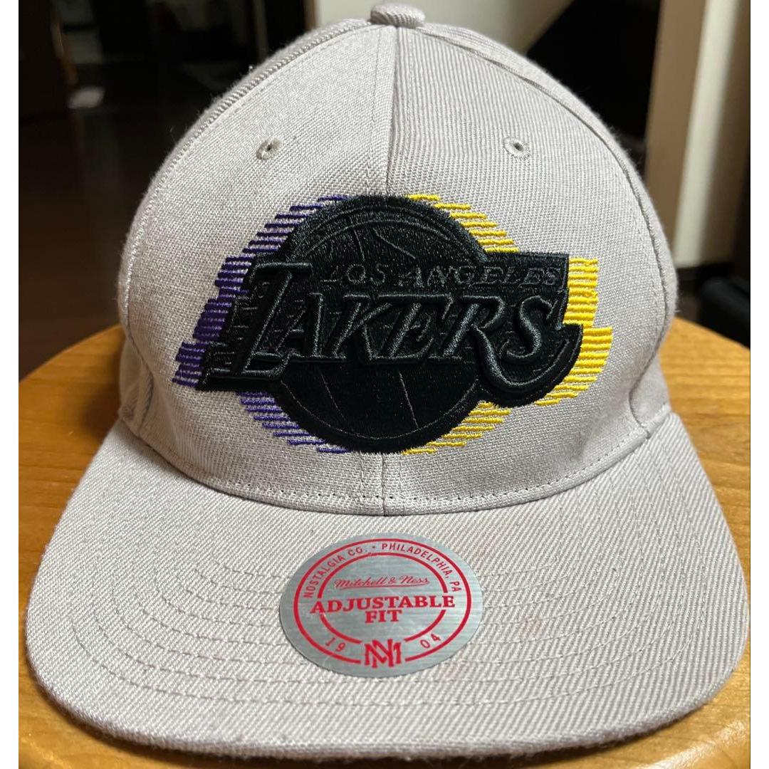 Used Los Angeles Lakers Cap Gray NBA Lakers