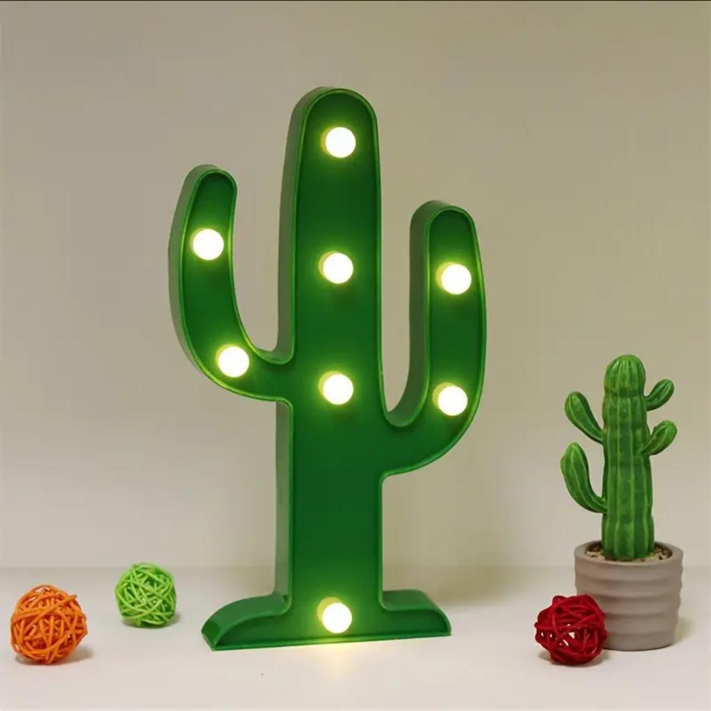 D9 Cactus Shaped Battery Operated Night Light Green Plastic Cactus Mini Table Lamp Wall Mountable Suitable For Bedroom Decor