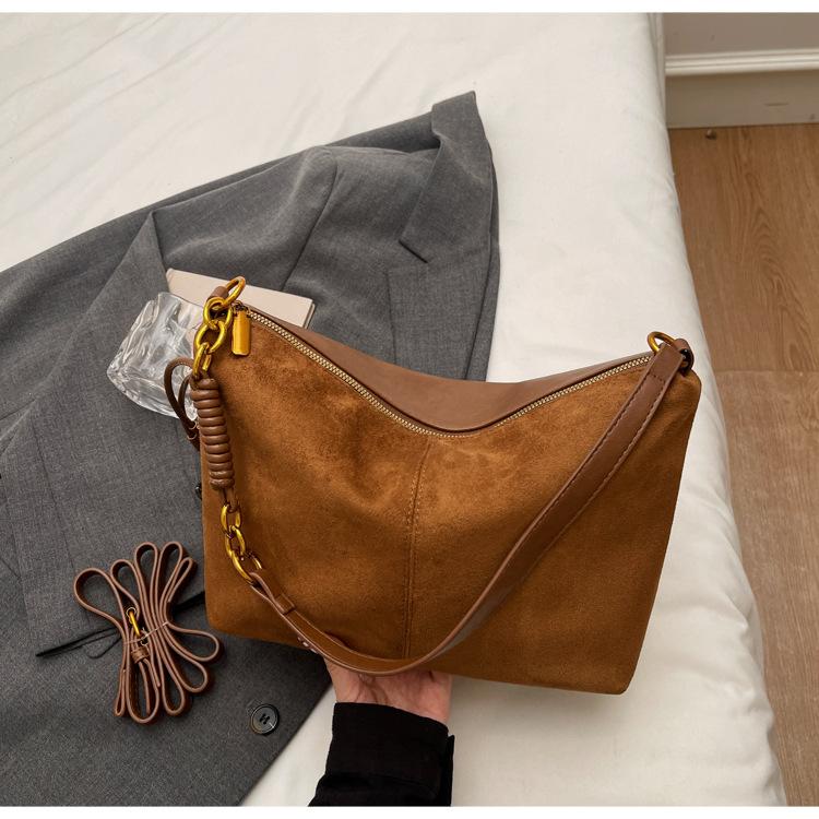 European and American retro deerskin velvet bag women's 2025 new fashionable and versatile dumpling bag high-end nubuck leather crossbody bag