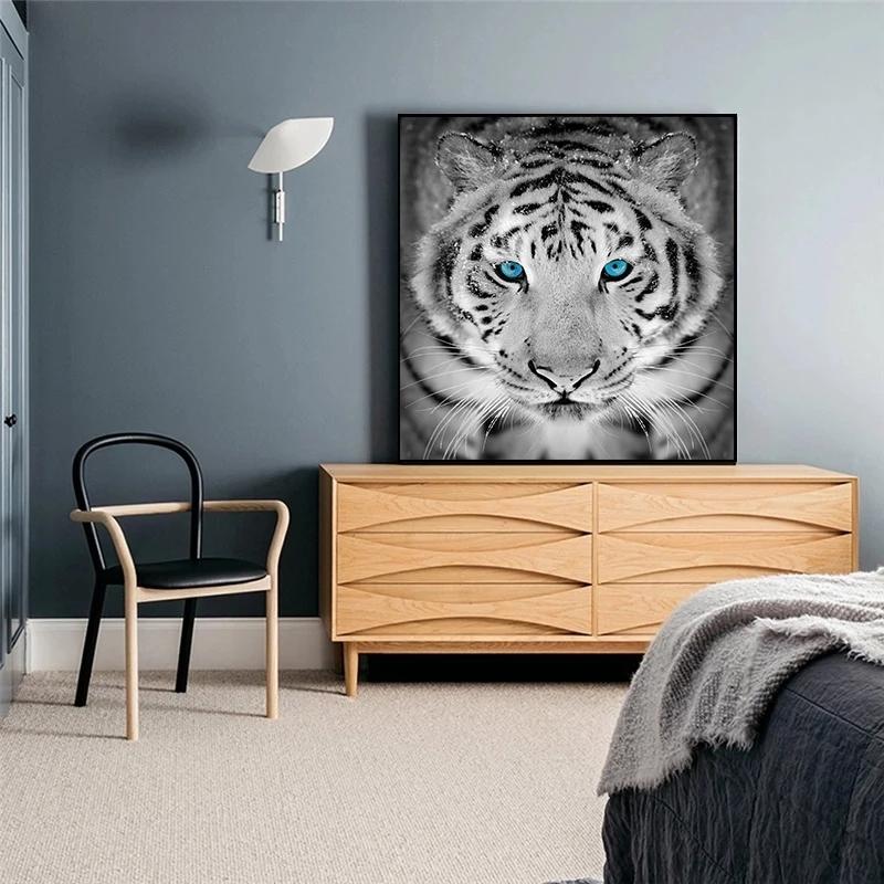 Black and White Tiger with Blue Eyes Canvas Paintings Wild Animal Posters Prints Wall Art Pictures for Living Room Decor Cuadros