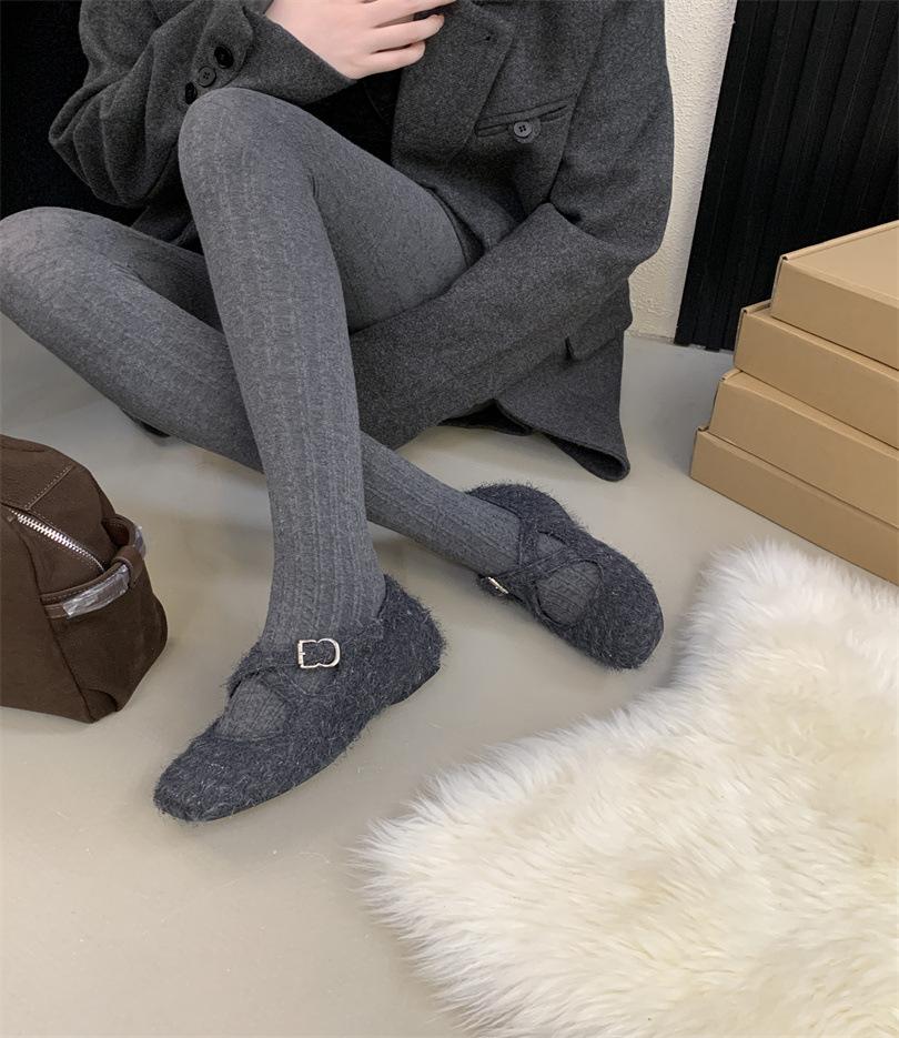 

Поздний вечерний ветер ретро туфли Мэри Джейн на плоской подошве из бархатной ниши женские 2025 зимние бархатные пушистые туфли с перекрестными ремешками для улицы 39 серый