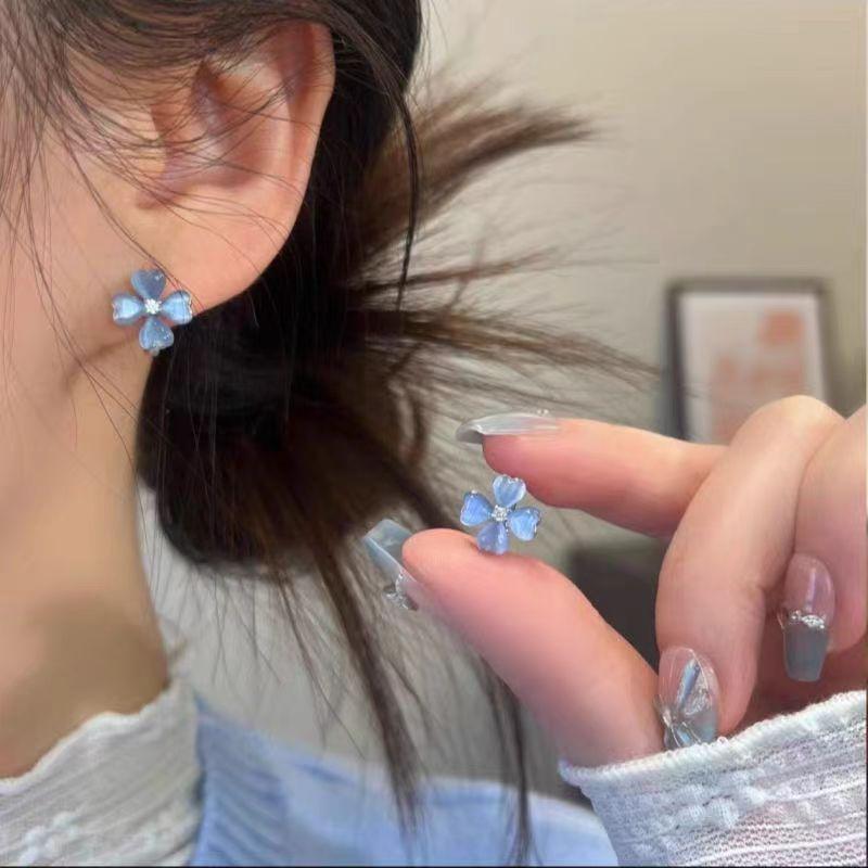 Mori ice transparent blue opal flower ear buckle design sense exquisite versatile earrings temperament earrings