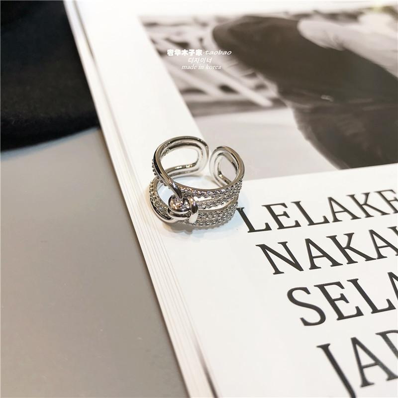 

Crown Chic Korean Design Adjustable Ring For Women Crafted In Luxurious Gold 18k